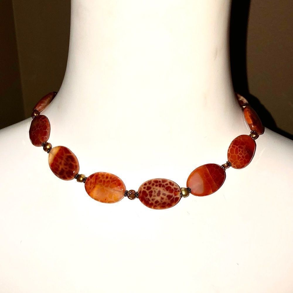 Donna Dressler Necklace Choker made of Glass